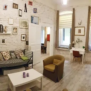 Apartment Wolf With Terrace By Nw, Budapest